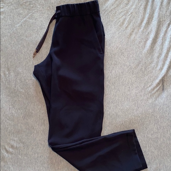 lululemon athletica Pants - Lululemon On The Fly Pant “Woven” (Size:6)